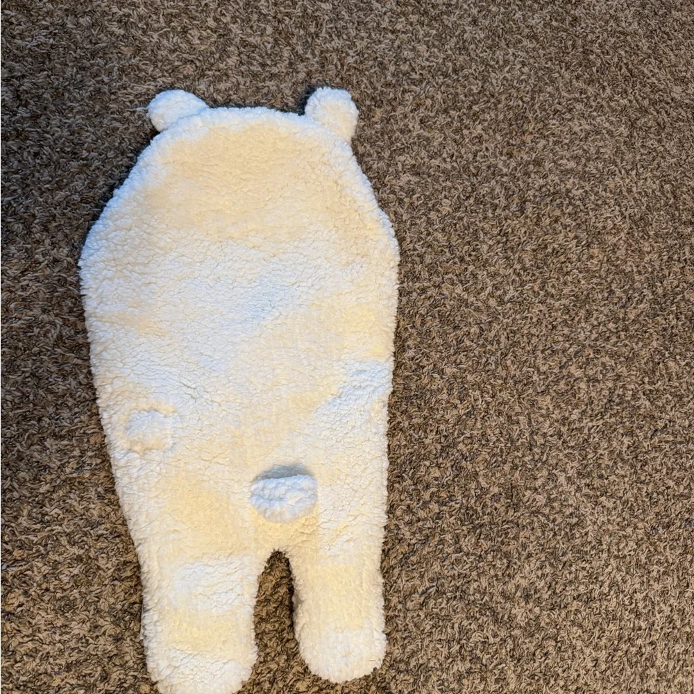 Cozy White Baby Blanket with Bear Ears - Picture 2 of 2